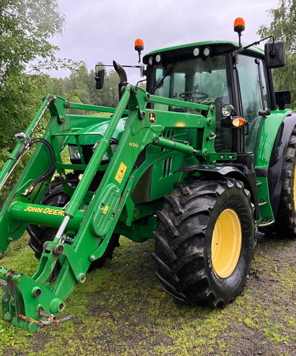 JOHN DEERE 6115M