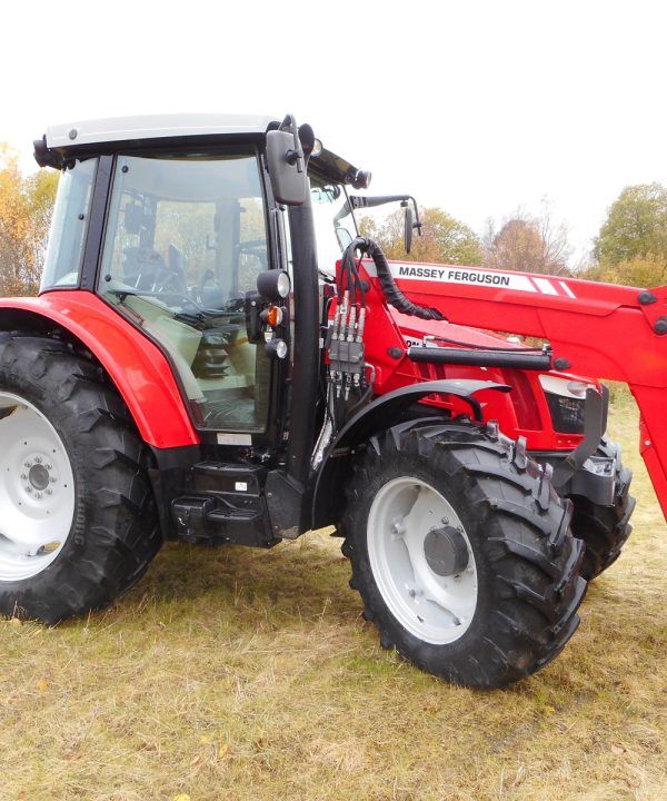 MASSEY FERGUSON 5610 DYNA 4