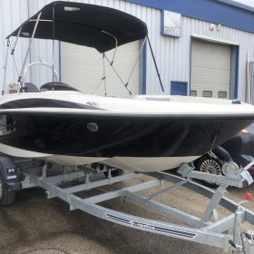 BAYLINER ELEMENT 5 – RUNABOUT – MERCURY EFI