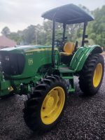 JOHN DEERE 5055E