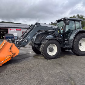 Valtra T153