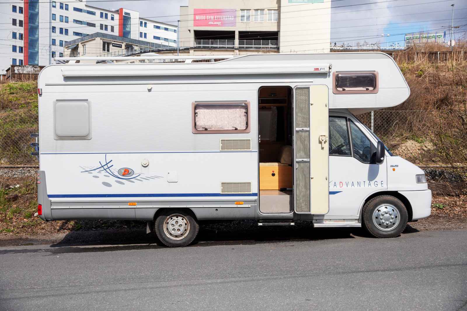 491_404b0081-cd1d-4740-a242-f96f1be8a358 Fiat Advantage – Image 1